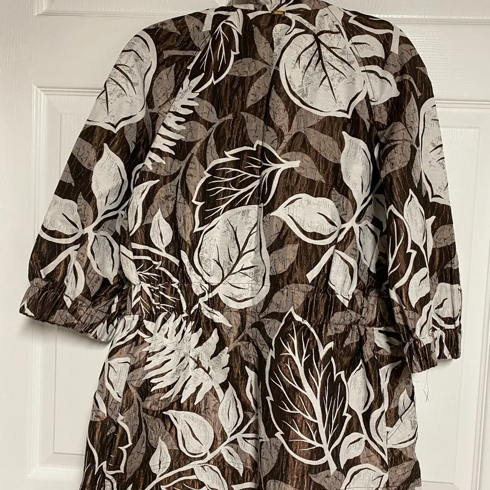 St. John  Jacket Size 2 - Image 11