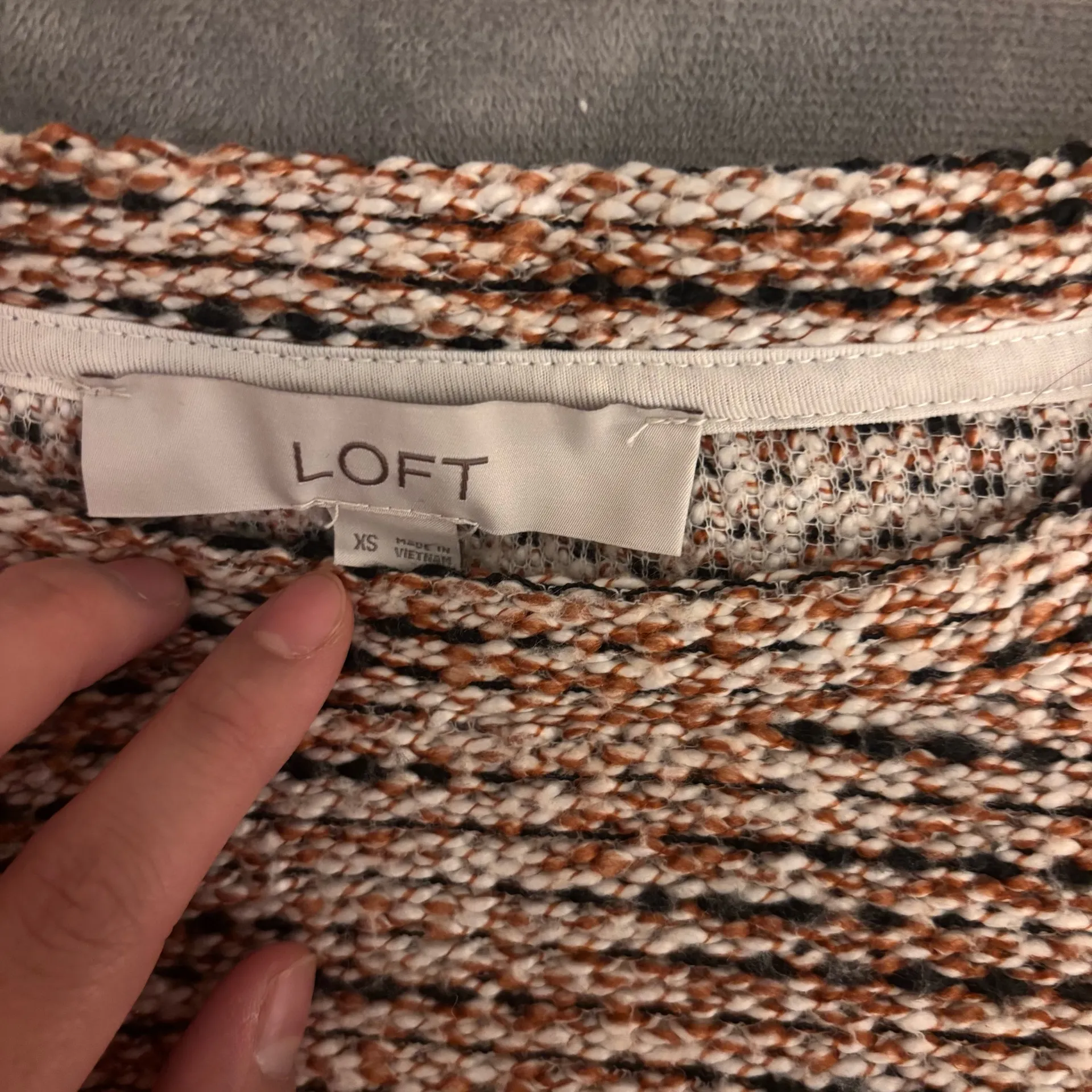 Loft  Ann Taylor Sweater - Image 3