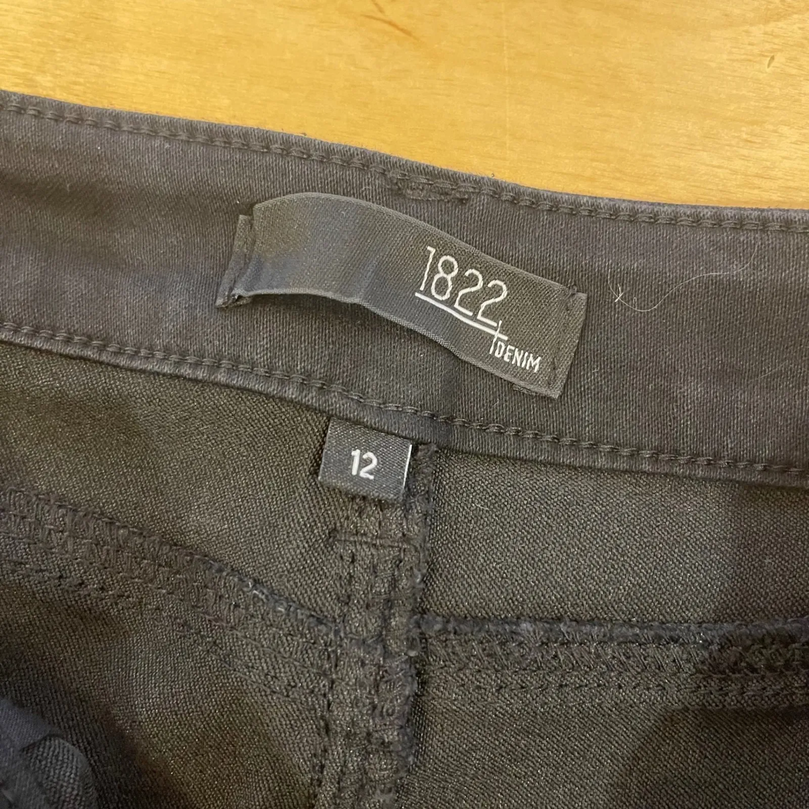 1822 Denim Black Bootcut Split Hem Jeans Women's Size 12 Stretch Retro - Image 5