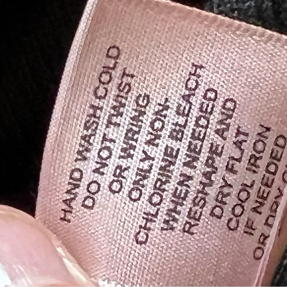 PHILOSOPHY black sweater size large - Image 6