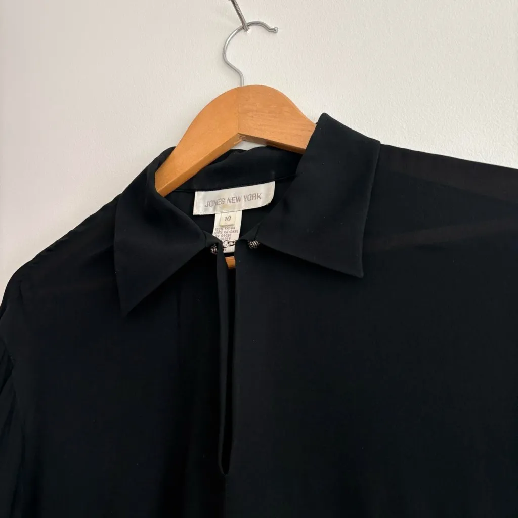 Vintage 90s Jones New York whimsigoth black sheet long sleeve collared top 10 - Image 2