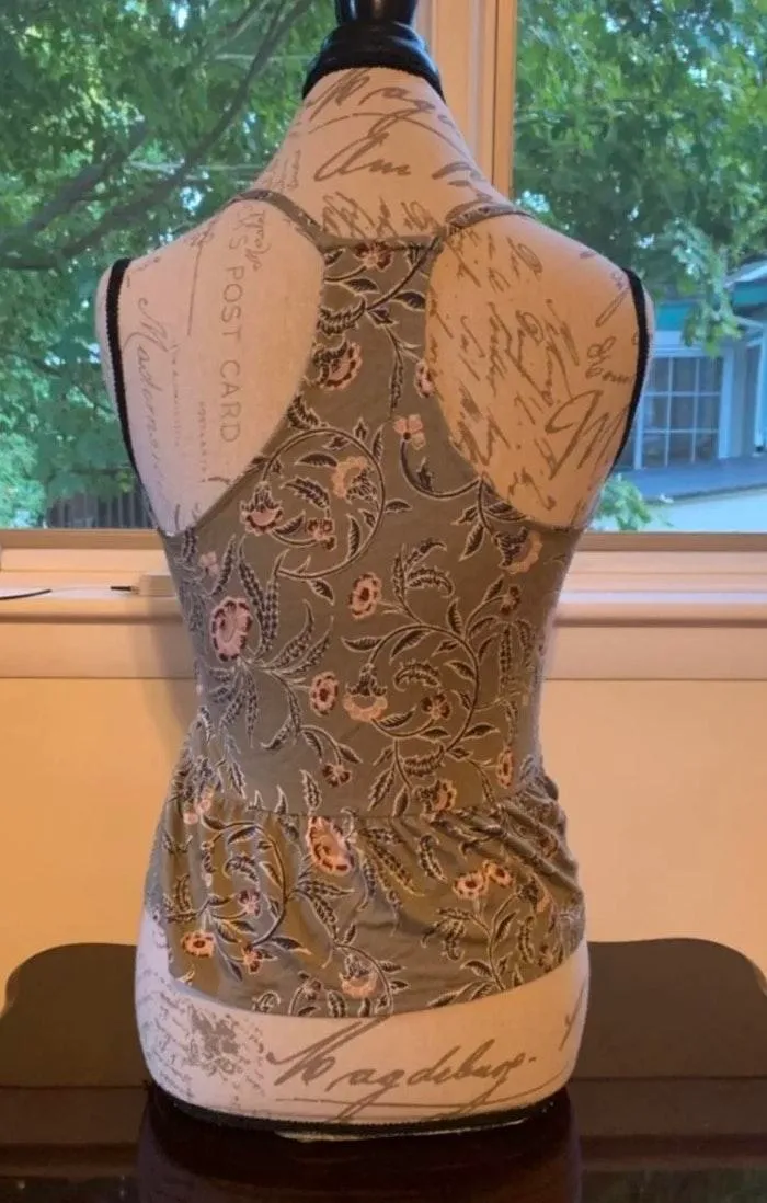 Peplum Racerback Medium - Image 4