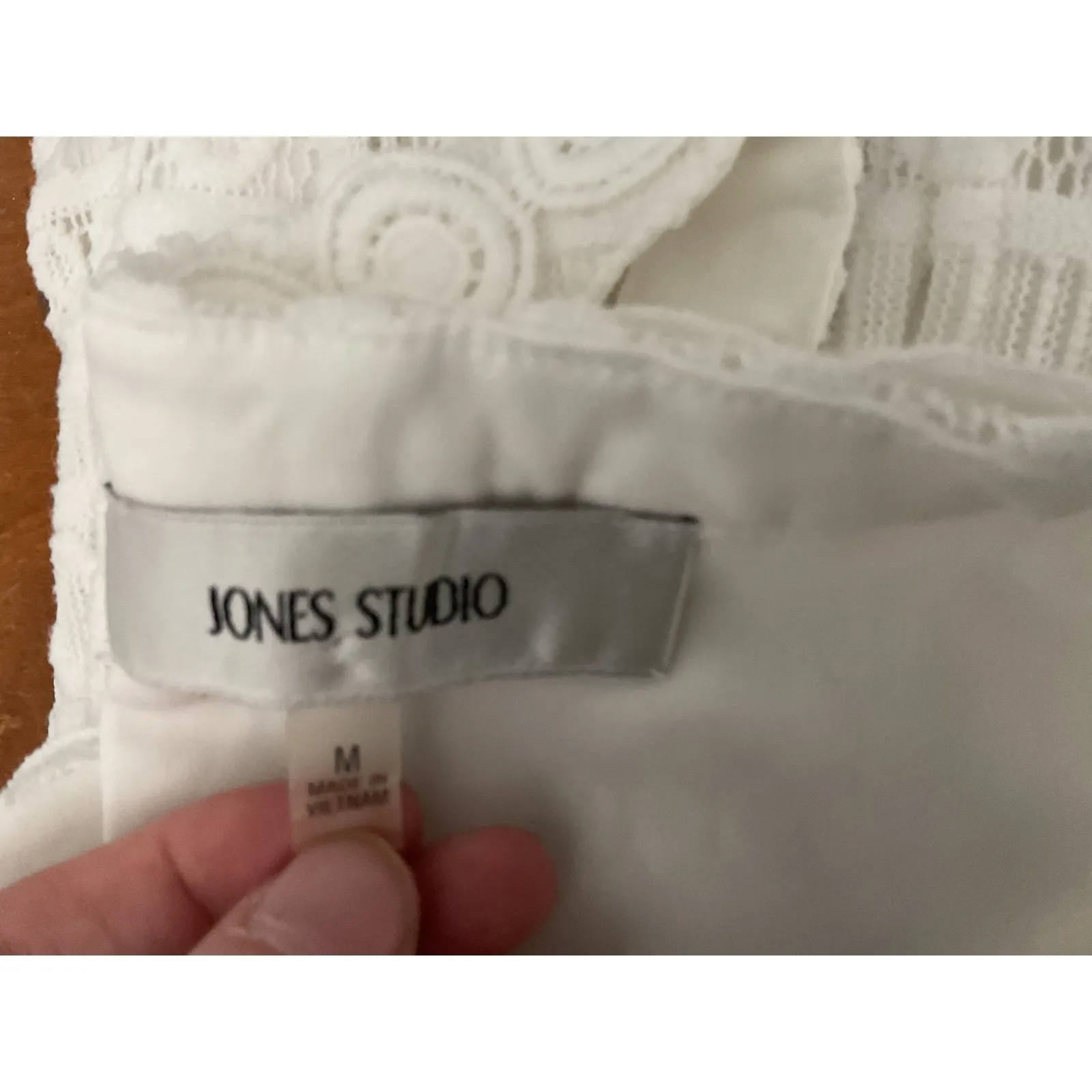 JONES STUDIO White Lace Halter Neck Sleeveless Tank Top Women's Size M - Image 4