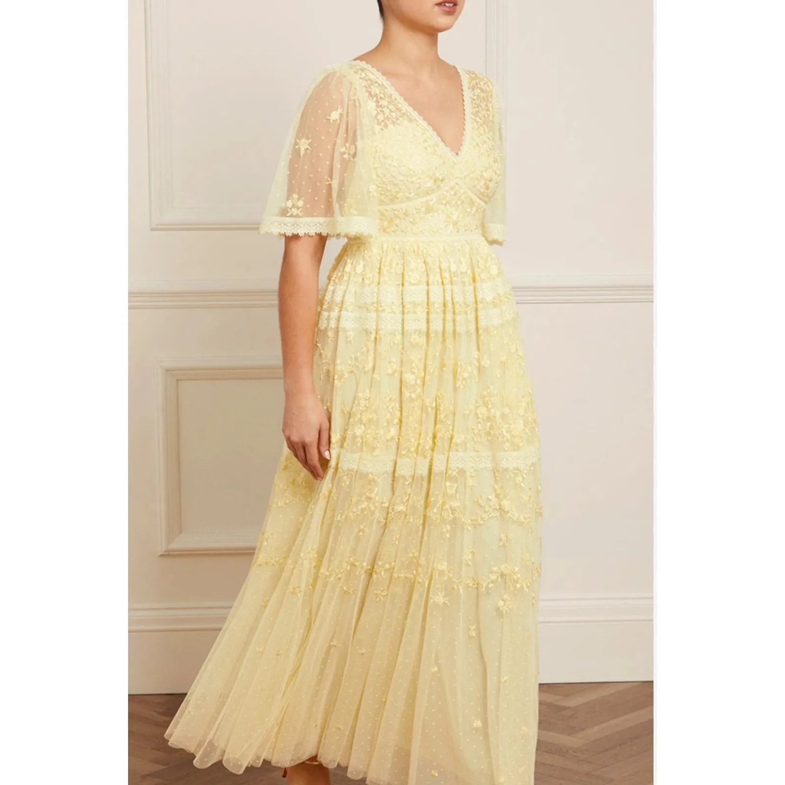 Needle & Thread Sweetheart Lace Embroidered Gown Flounce Sleeve Size 14 Yellow - Image 3