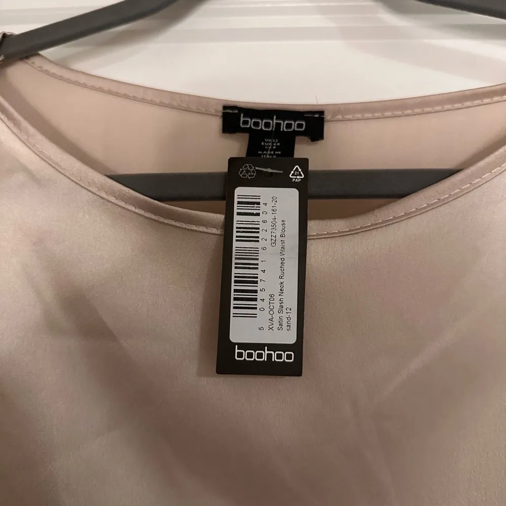 Boohoo Satin Top - Image 4
