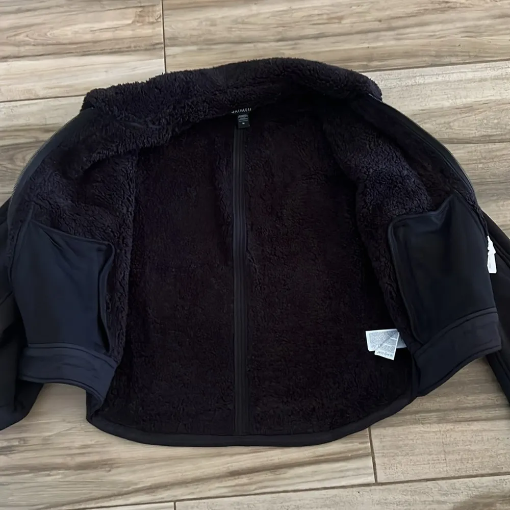 Athleta  Westbound Sherpa jacket - Image 5