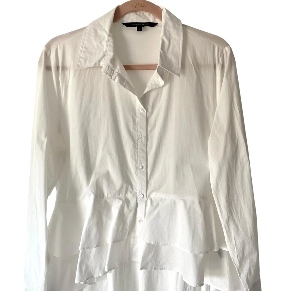 Walter Baker Peplum High Low White Button Down Blouse size medium - Image 3