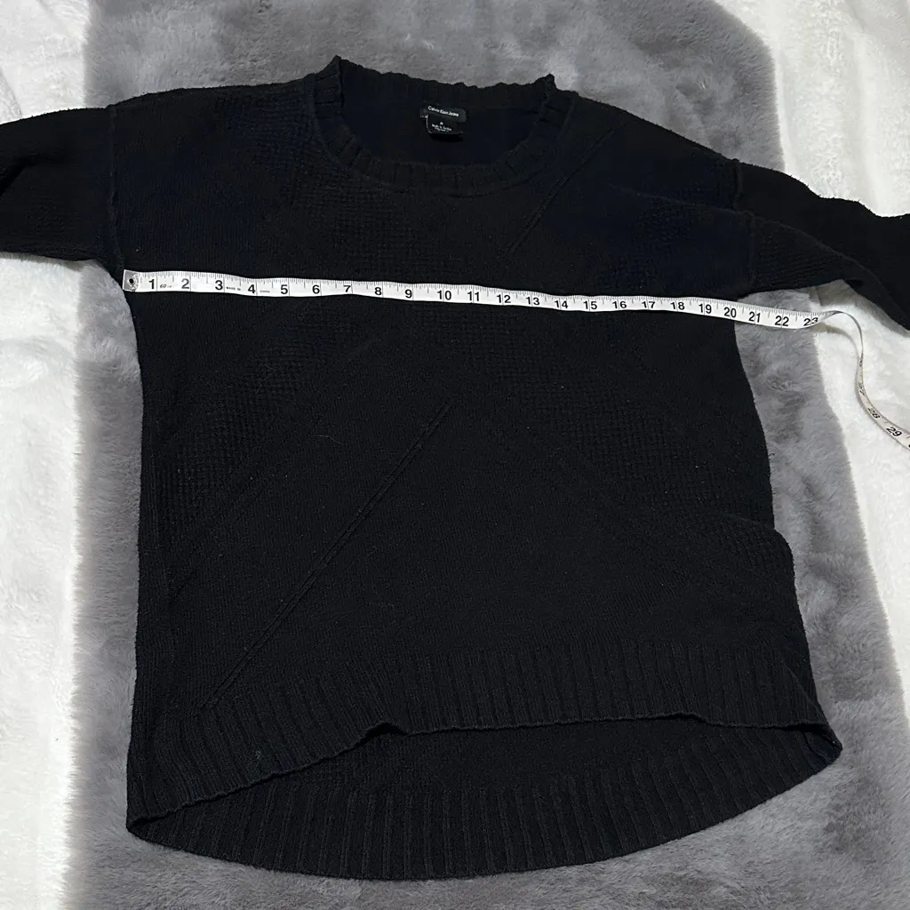 Calvin Klein Medium Women's Gray and Black Sweater Set - Image 7