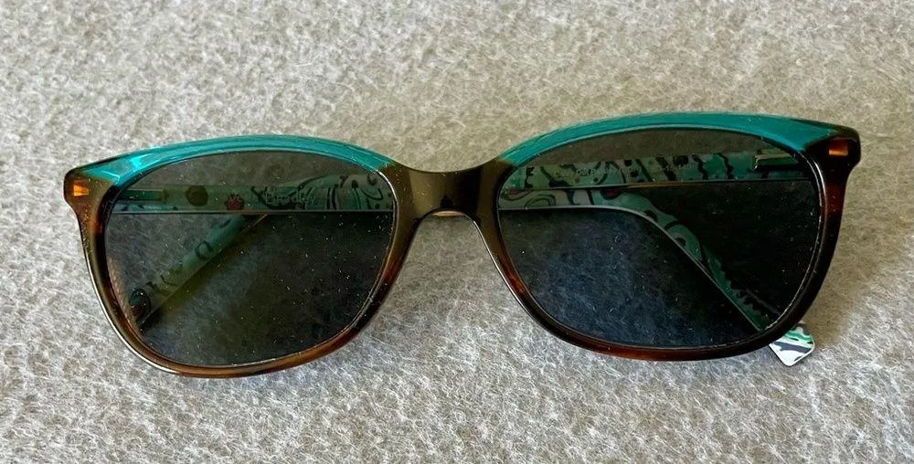 Vera Bradley Sunglasses with Clamshell Case – Frames Only - Size 53-14-140 - Image 2