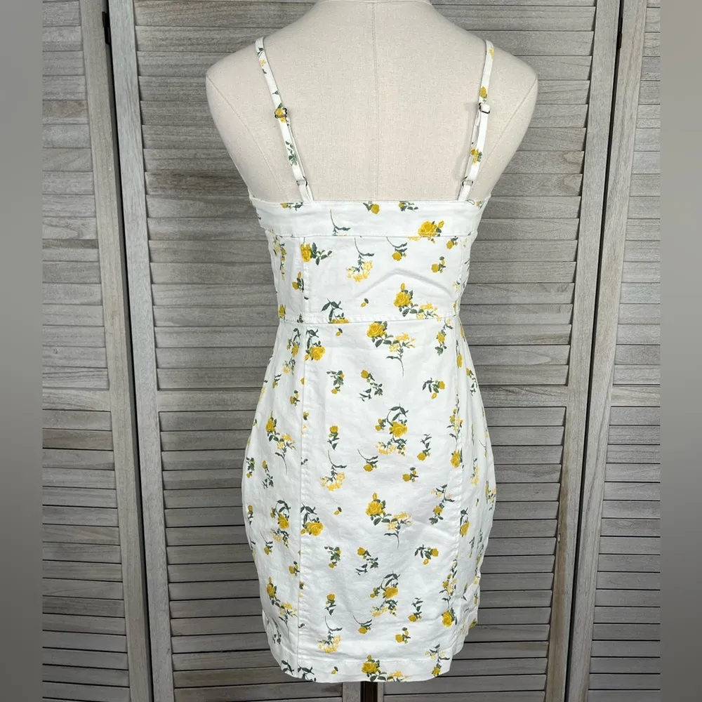RUE 21 Mini Denim Sundress Sleeveless Snap Front White/Yellow Floral-Small - Image 4