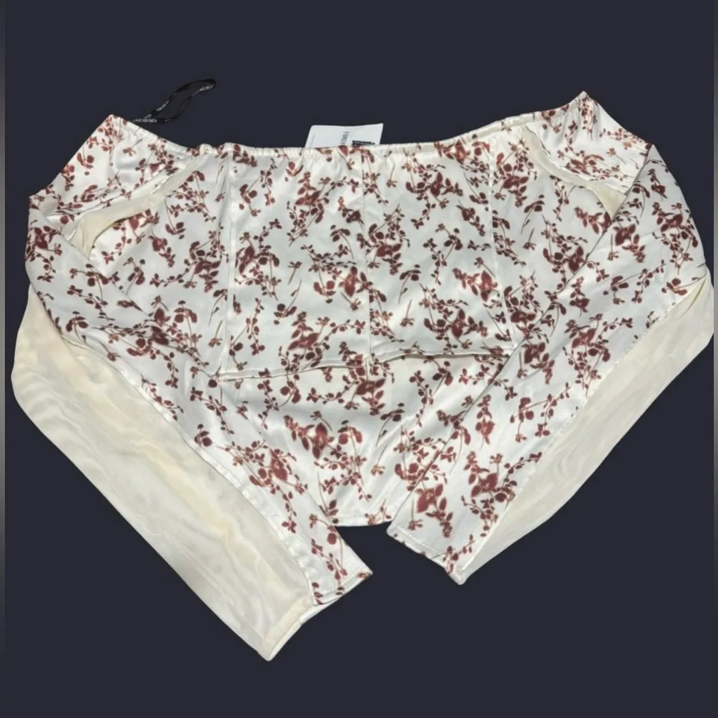 Forever 21 Cream and Brown Floral Blouse - Image 3