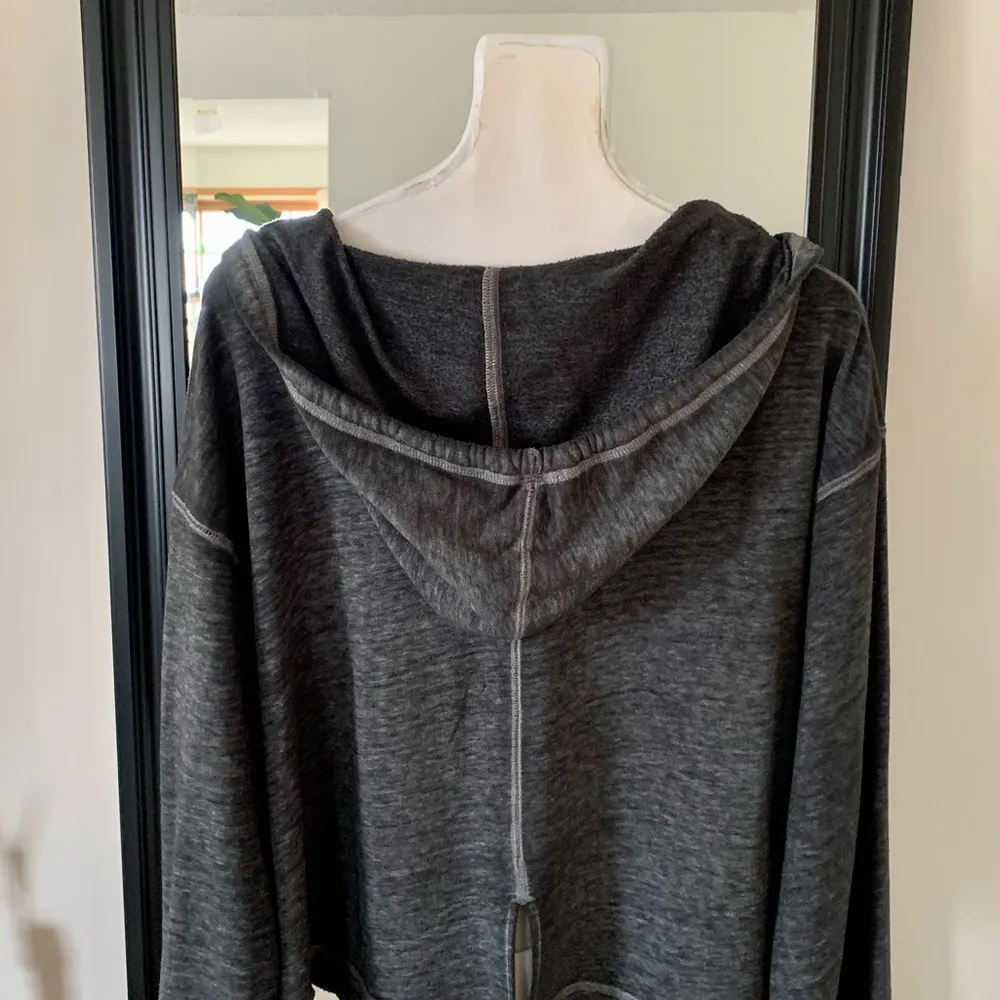 Charcoal Gray Loose Fitting Hoodie Size L - Image 2