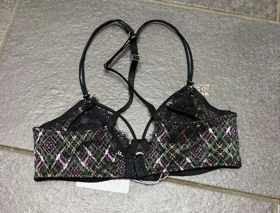 Savage X Fenty A Little Tart Unlined Bra Black Lace Plaid 32C Plunge Feminine Size undefined - Image 9