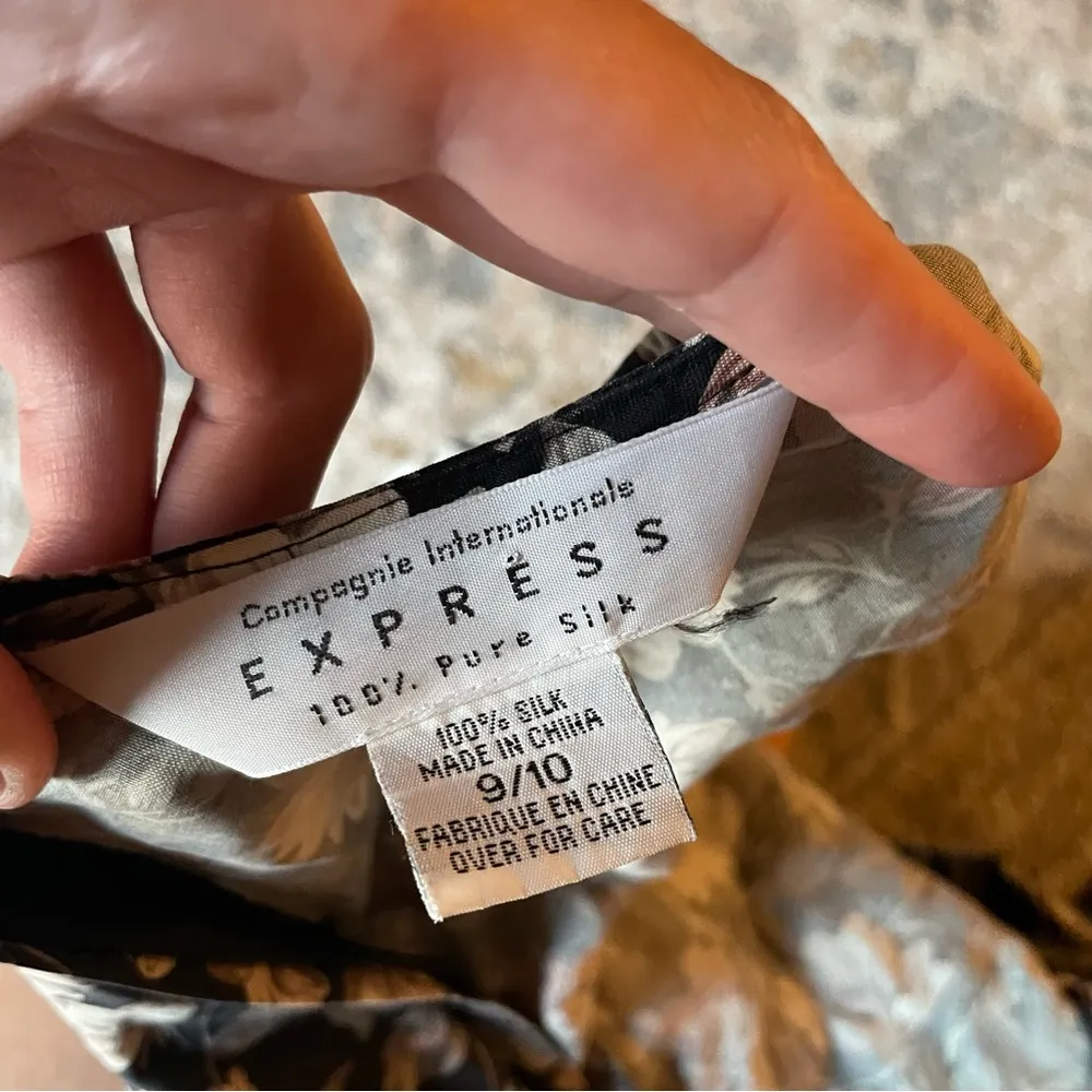 Vintage 100% Silk Fall Floral Grunge Cottage Dark Academia Wrap Mini Dress Black - Image 4