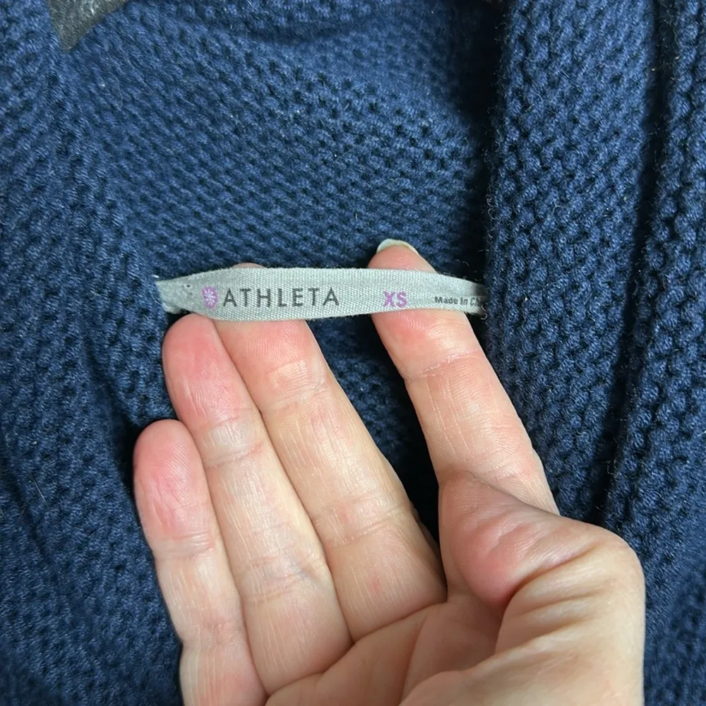 Athleta cowl neck merino wool blend sweater Size Xsmall Navy Blue - Image 5