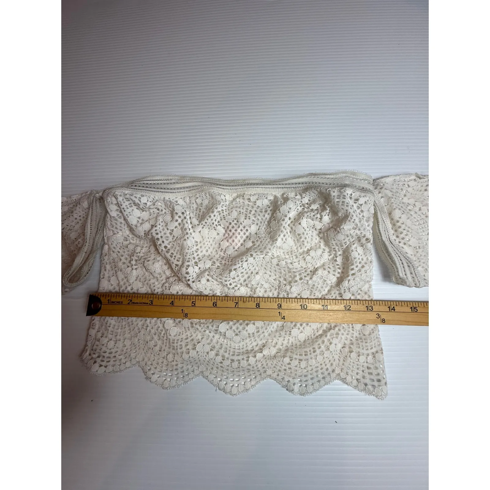 Victoria's Secret Off Shoulder Lace Top Cream‎ Crochet Blouse Medium M - Image 3