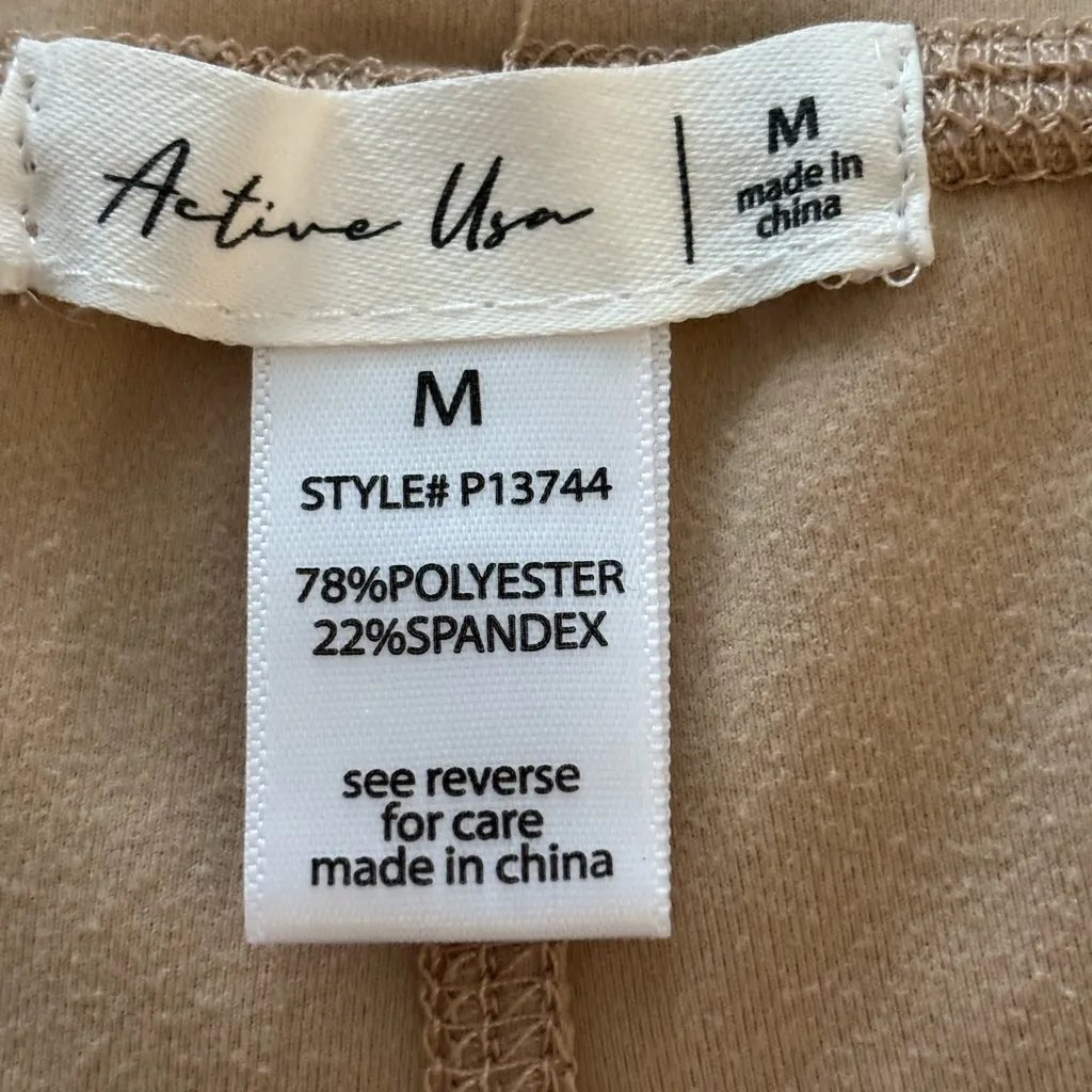 Active USA Beige Pants Size M - Image 7