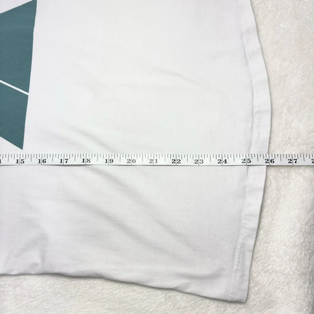 Zyia Active White‎ Mountain Moon Graphic Tank Top Size L - Image 8