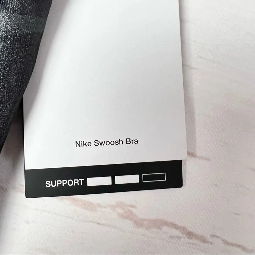 Nike Women’s Black Camo Athletic Sporty Racerback Bra Sz L - Image 4