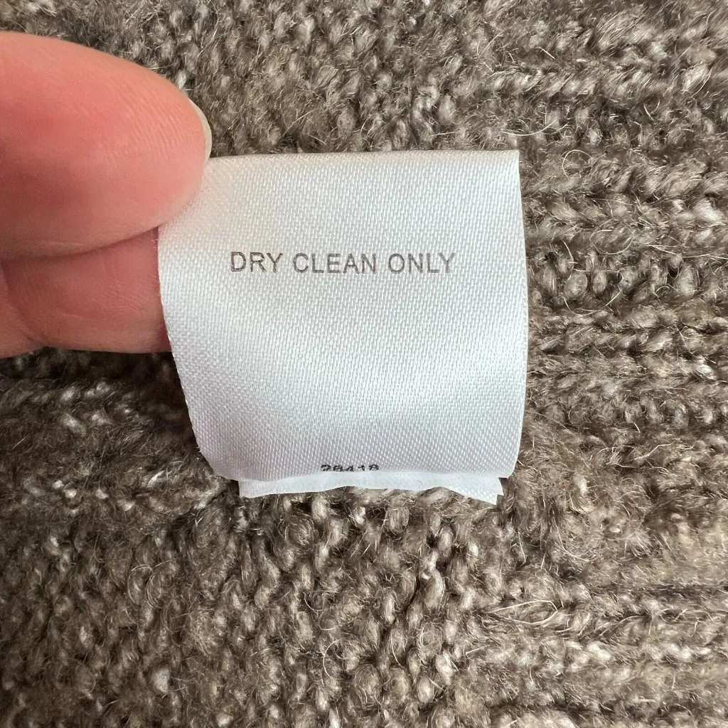 Romeo + Juliet Couture Cardigan Sweater Womens Medium Brown Faux Fur Dolman Knit - Image 13