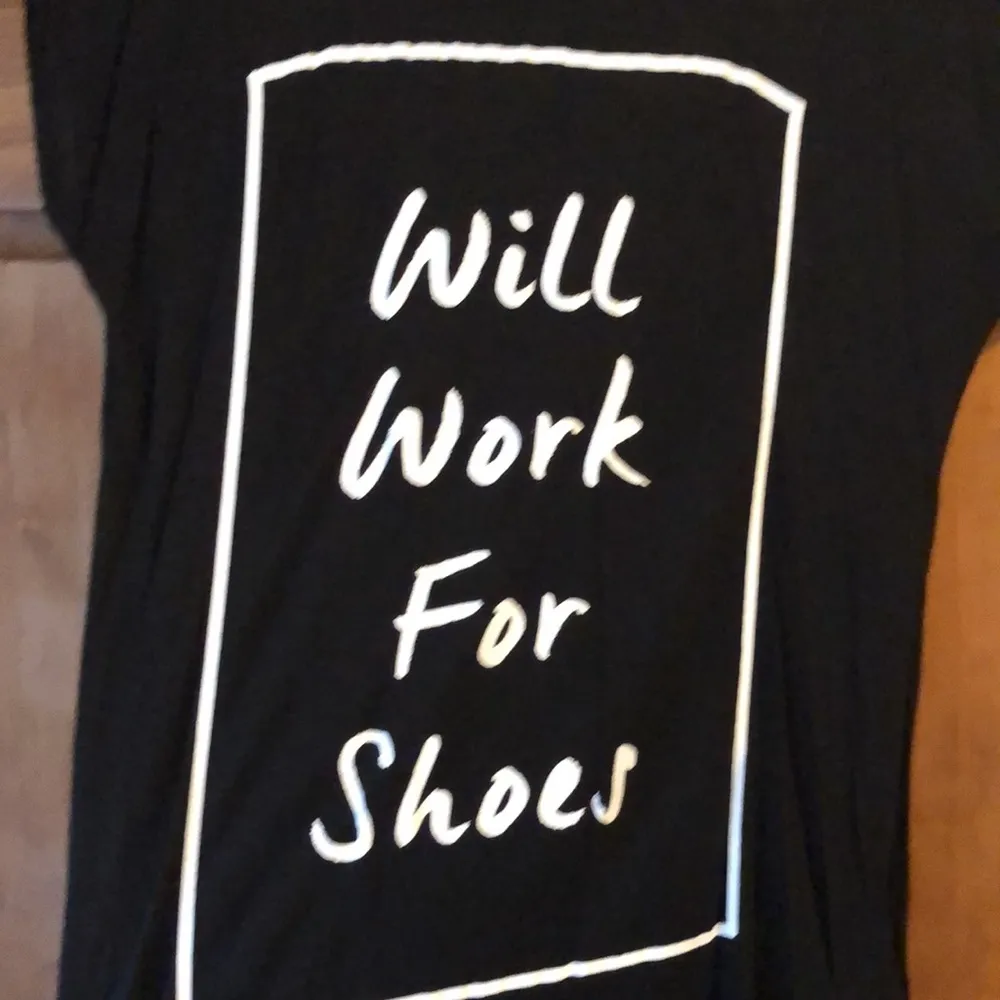 NWT Apt. 9 Will Work For Shoes Tee Small - Image 2