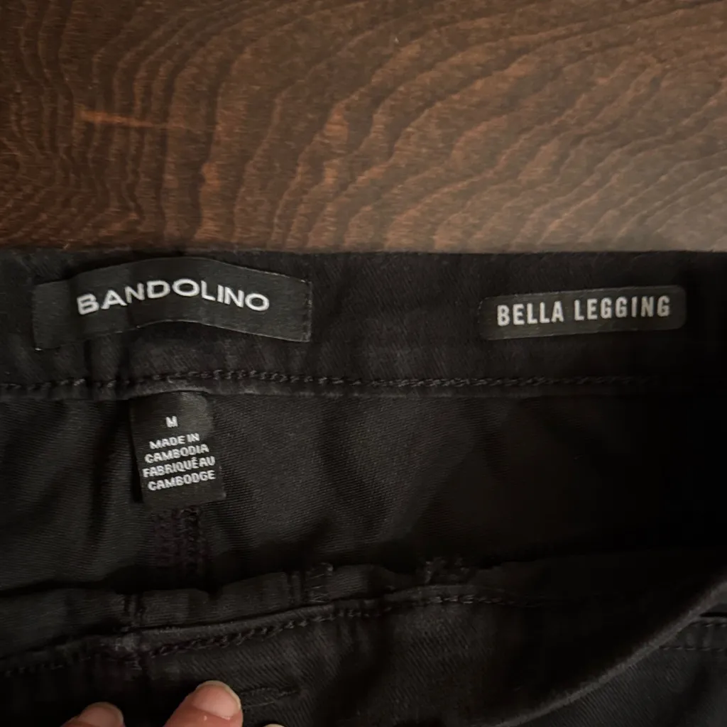 Bandolino Black Jeggings Women’s M - Image 2