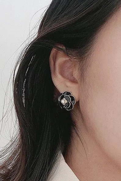 Women's Pearl Rhinestone Flower Stud Earrings Multiple - Image 7