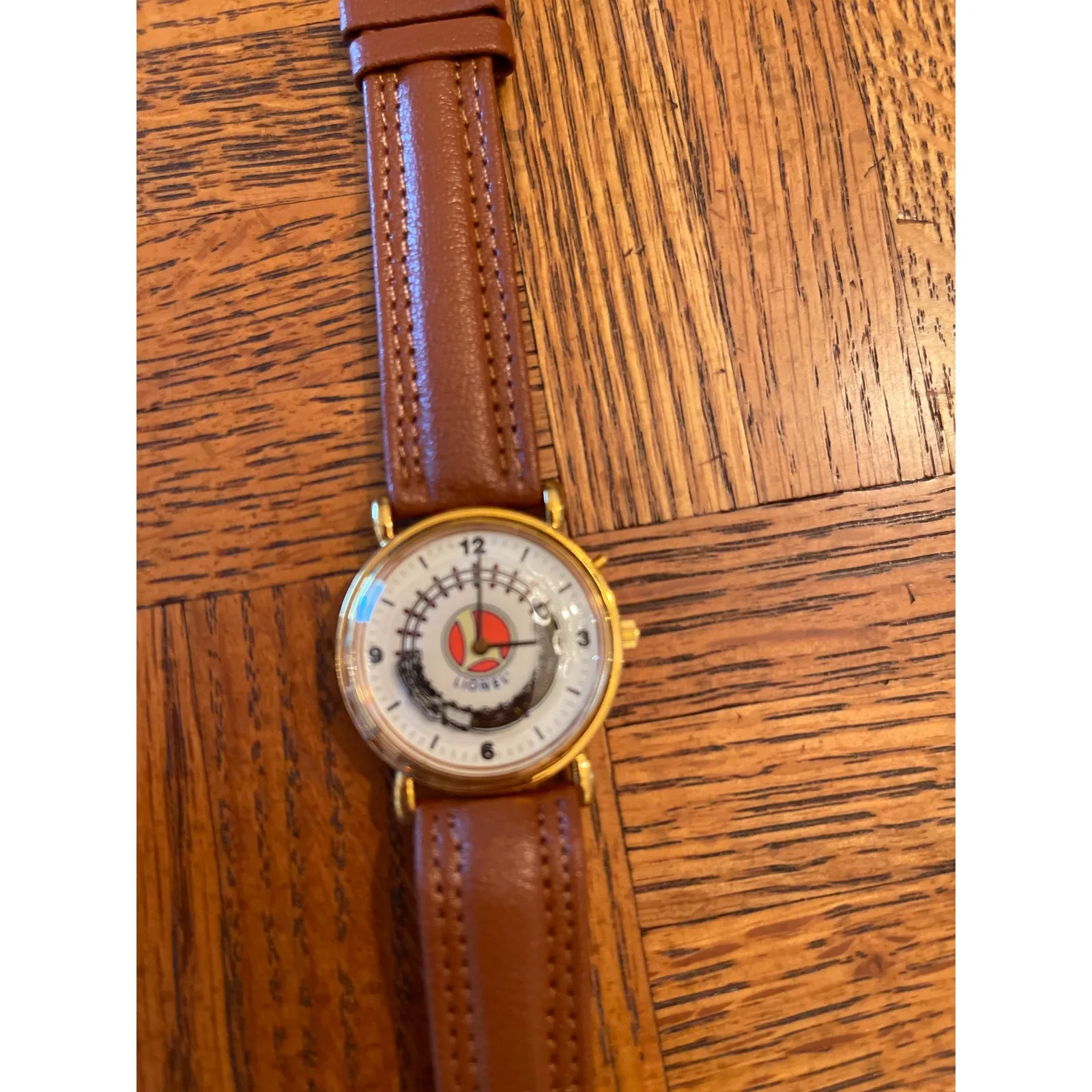 Lionel Trains authentic wristwatch - Image 3
