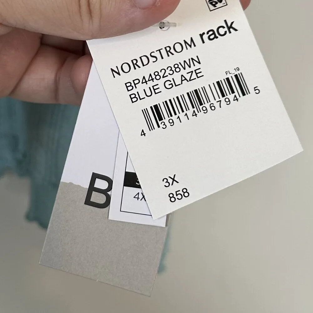 NWT BP by Nordstrom Light Blue Pointelle Rib Cropped Short Sleeved Henley - 3X - Image 2