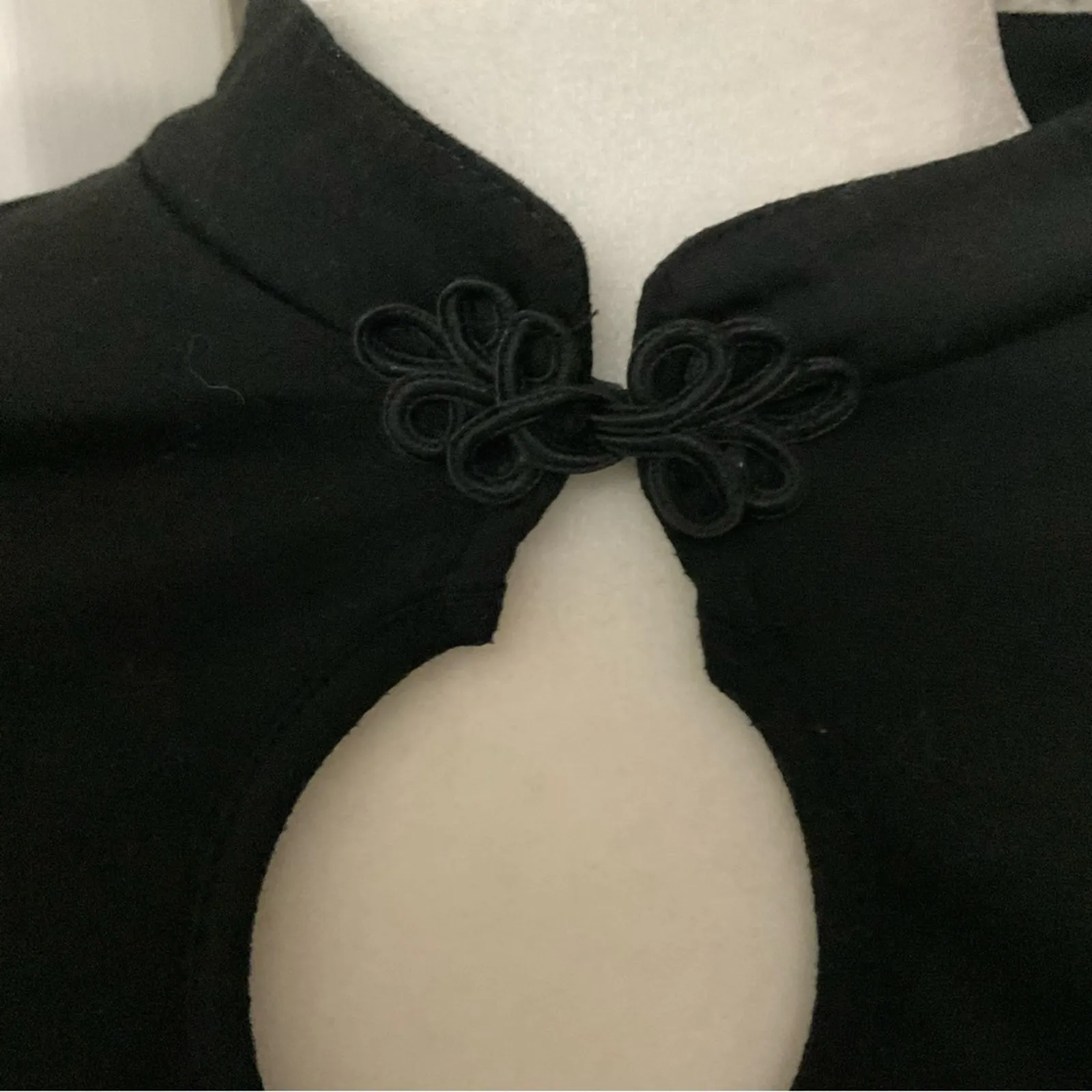 SHEIN Black Frog Closure Keyhole Front Crop Top Blouse L Goth Coquette Girl Punk - Image 6