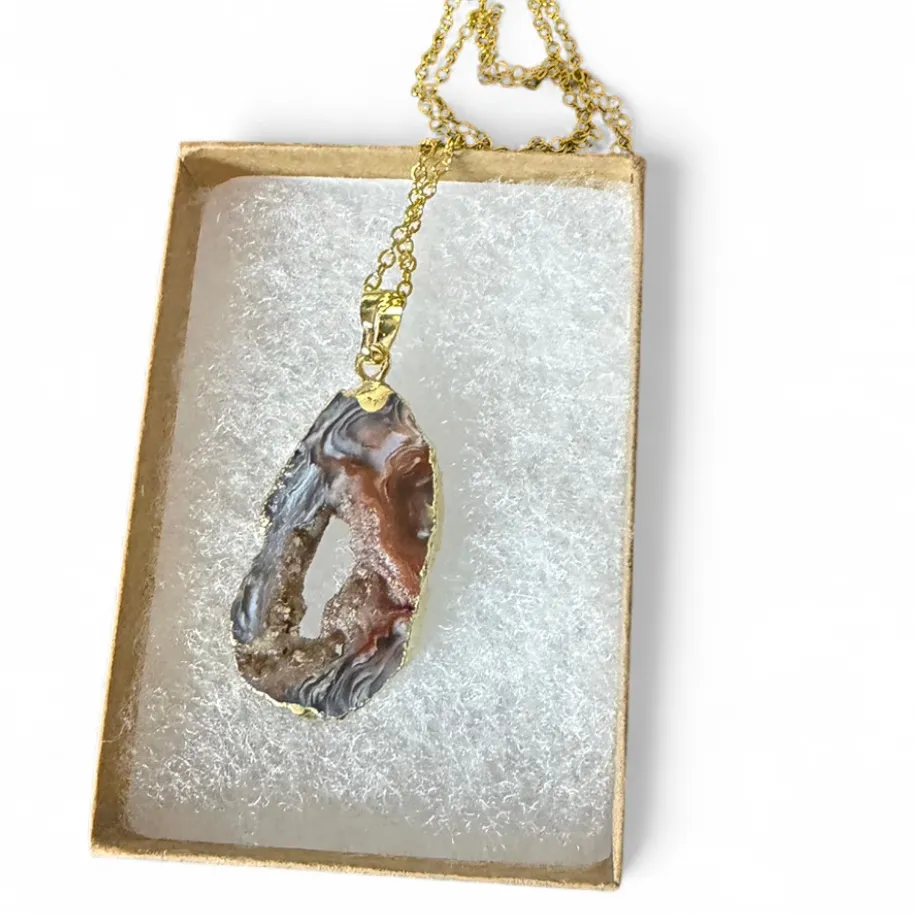 Agate Geode Slice Necklace‎ Gold - Image 3