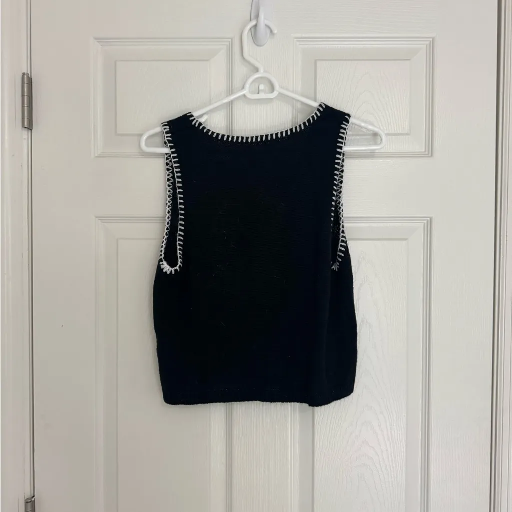 Black and White Knit Vest Top Size M - Image 6