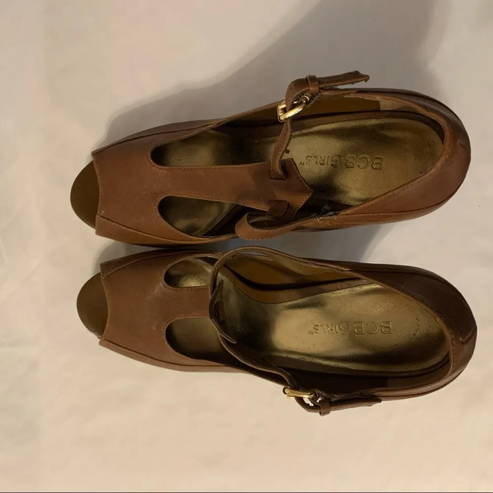 NWOT BCBGirls T-strap Peep-toe ‘Cross’ Heels- imperfect - Image 2