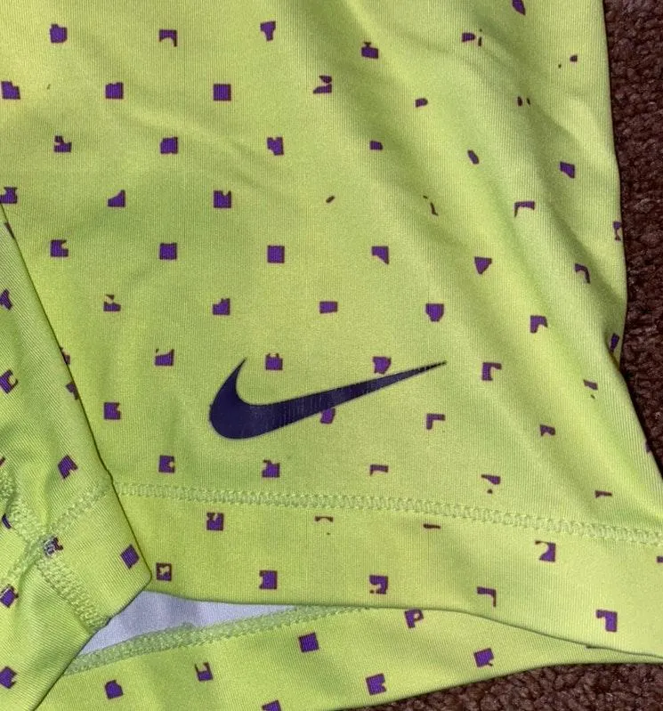 Nike Yellow  Pros - Image 2