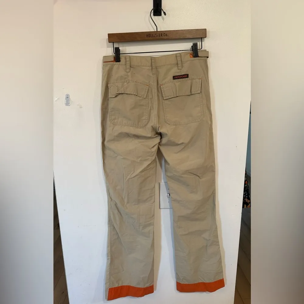 Vintage Abercrombie & Fitch Y2K Hiking Cargo Pants Women’s Size 4 Beige Flared - Image 5
