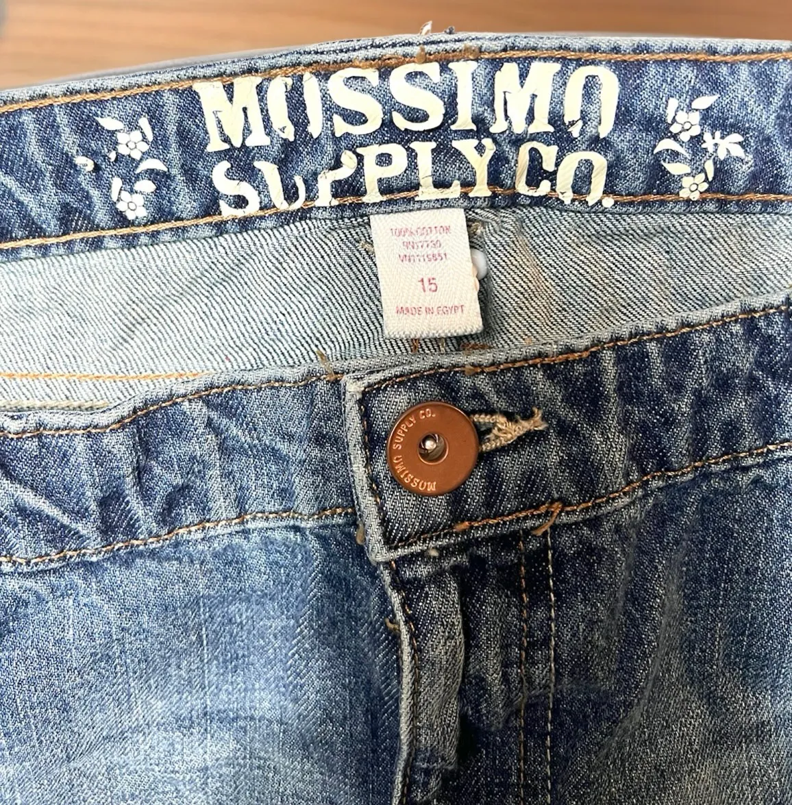 . Women’s Chopped Denim Mid Rise Cropped Blue Jeans Sz 15 - Image 3