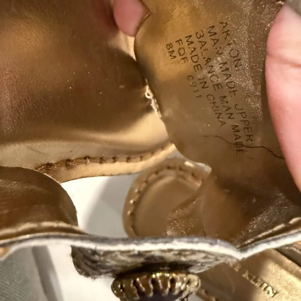 Anne Klein Gold Thong Sandals Womens 8M Embellished Snakeskin Straps Metallic - Image 8