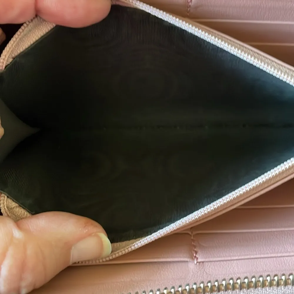 Gucci Microguccissima Zip Around Wallet in box - Image 10