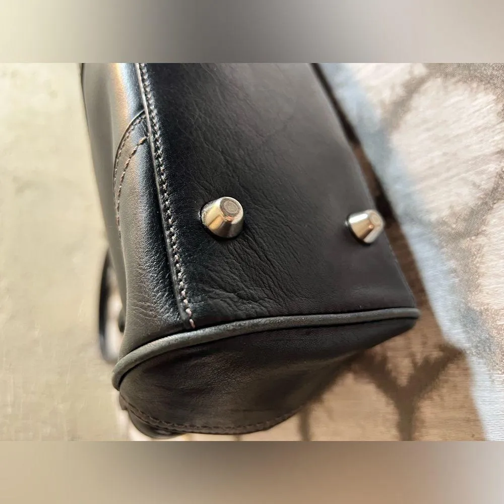 COACH Chic Black Leather Handbag, newer bag, gently used, great condition - Image 4