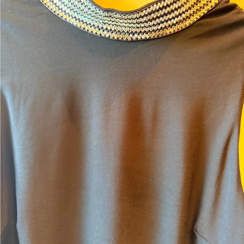 Chic Asymmetrical Black Dress Size L - Image 10