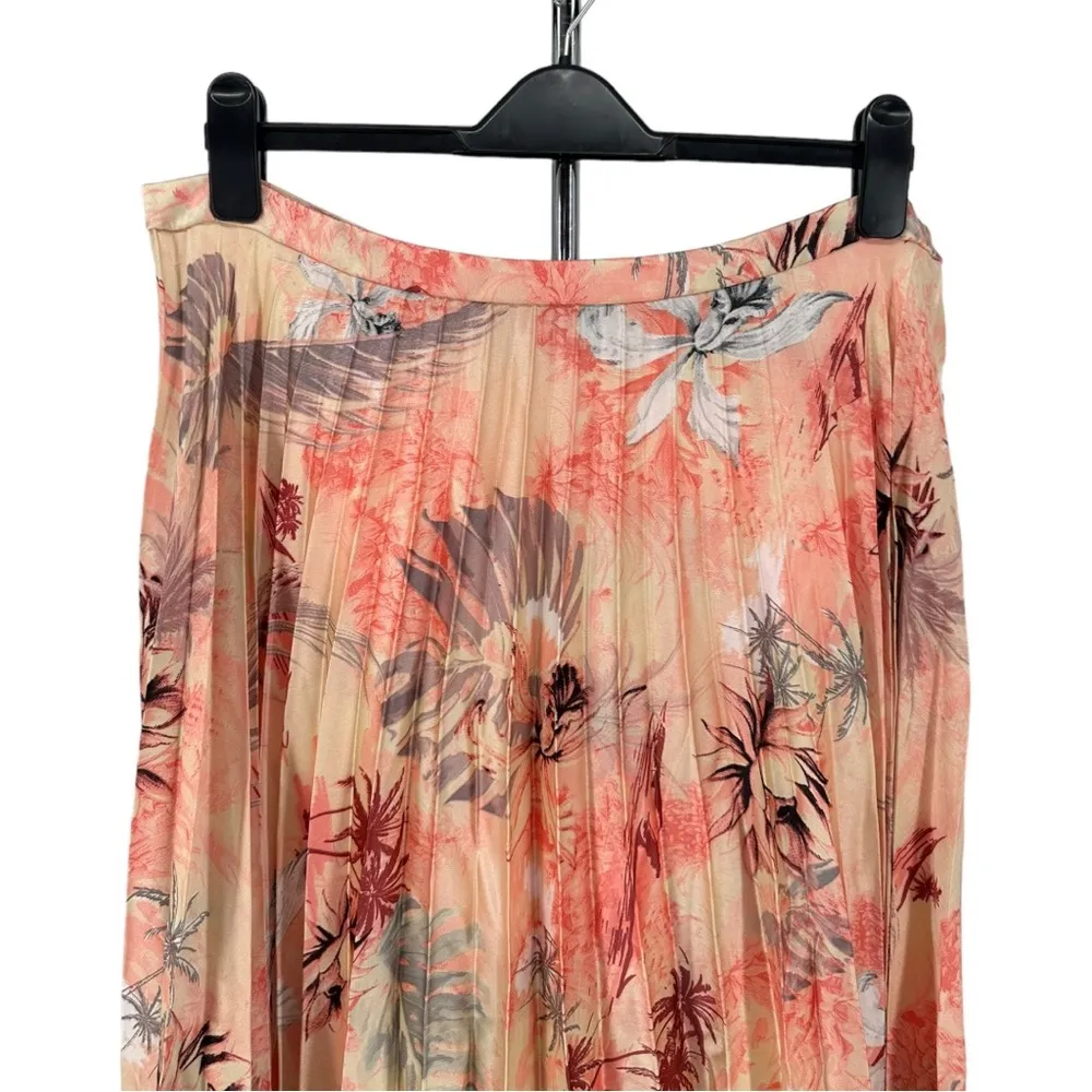 ASOS Satin Pleated Midi Skirt in Tropical Floral size 14 NWT - Image 4