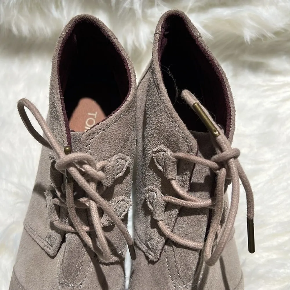 Tom's Brown Suede Wedge‎ Boots. Size 10.  B66 - Image 5