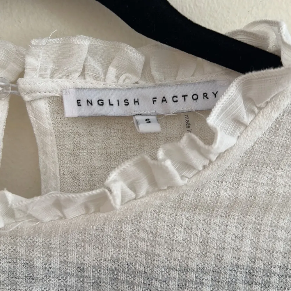 VICI  | Ruffle Top - Image 3