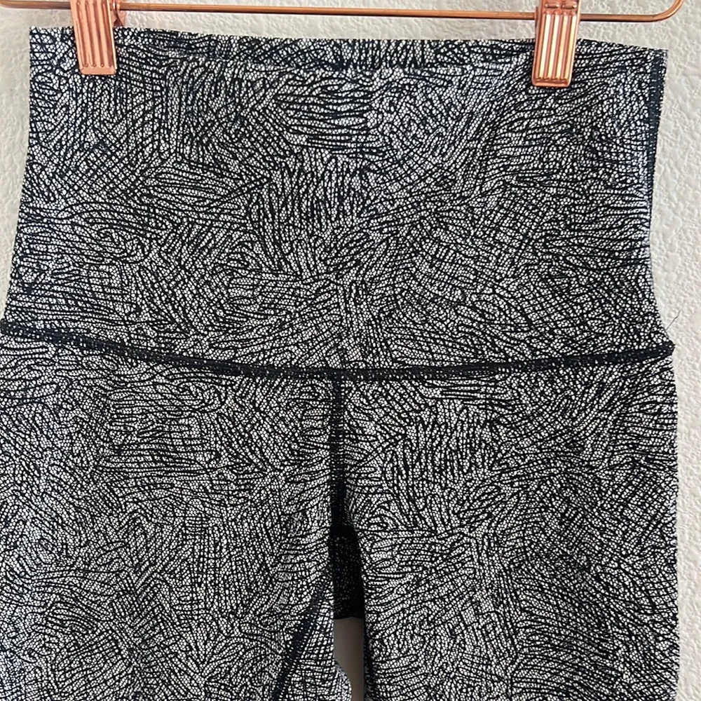 Lululemon Wunder Under High Rise HR Tight Pants Active Pants Workout 4 - Image 3