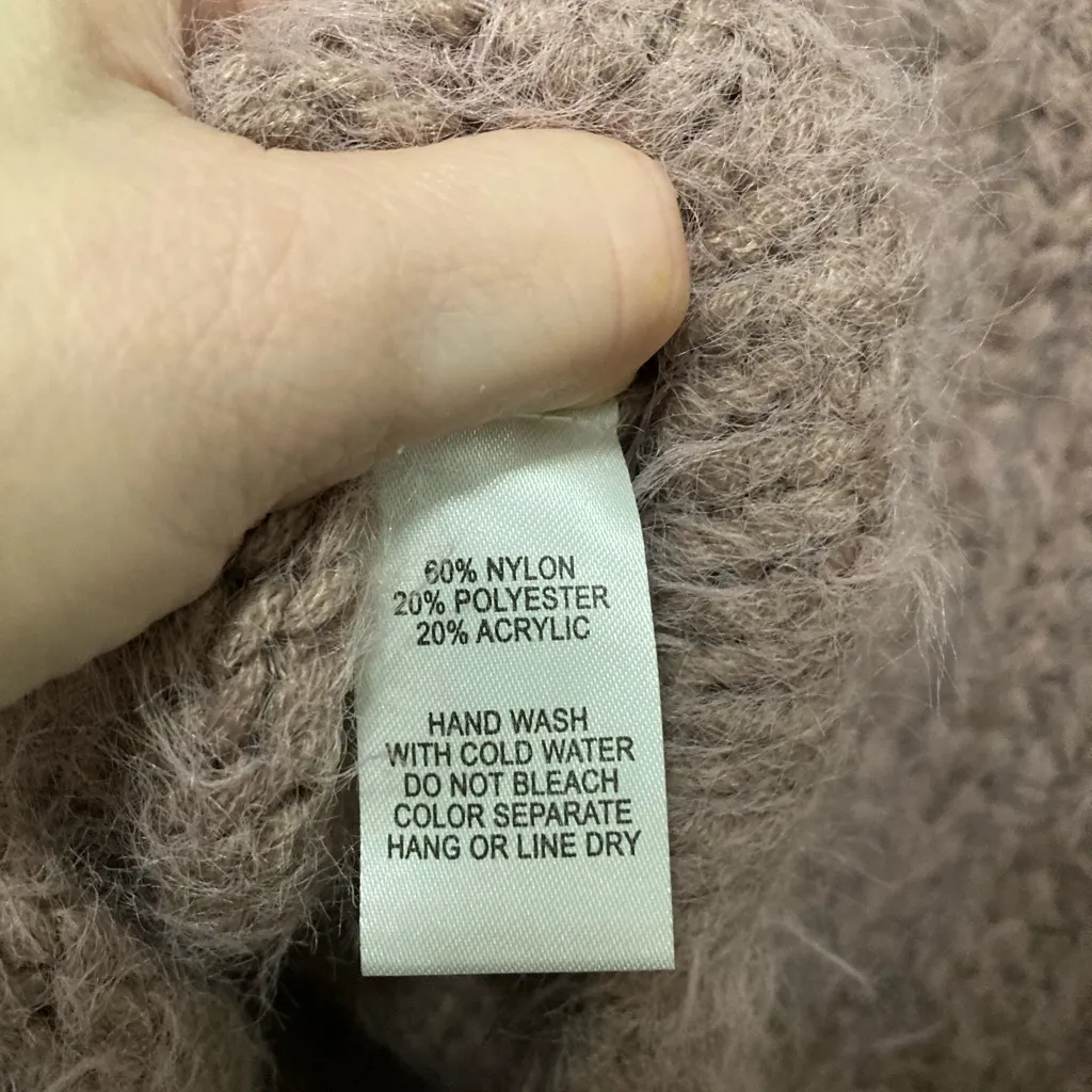 Lulu’s Feeling It Mauve Pink Soft Eyelash Off Shoulder Sweater Size undefined - Image 5