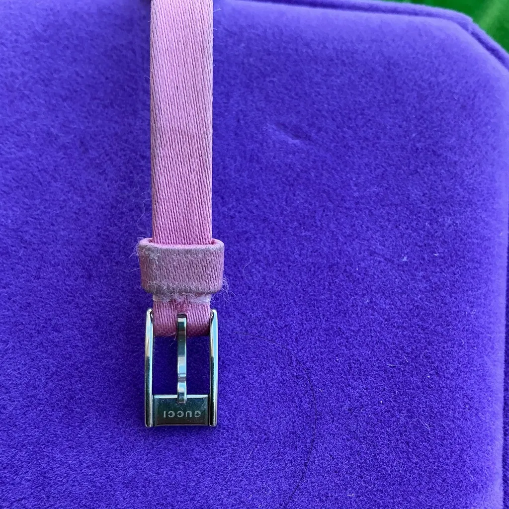 Authentic GUCCI ladies watch🌷🌷 - Image 7