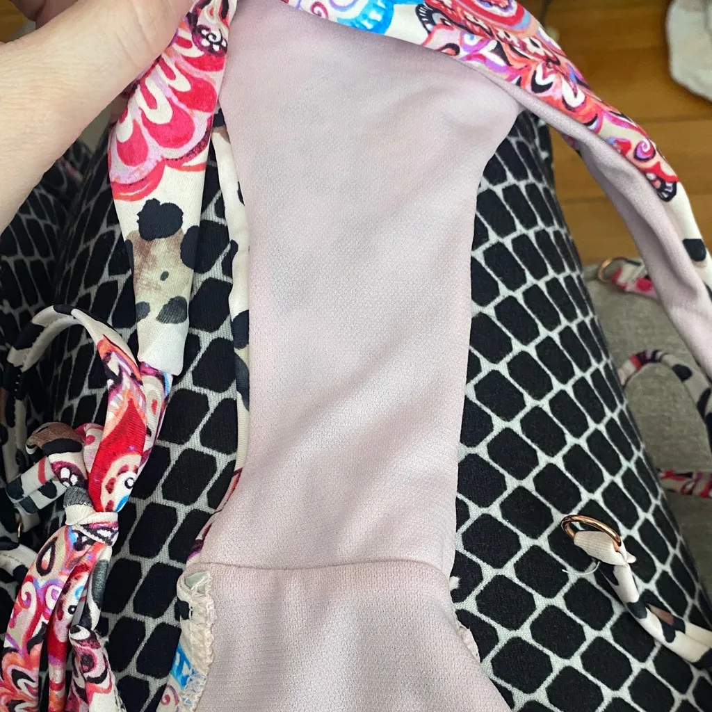 Colorful Pink Paisley and Leopard String Bikini Set Size 10 - Image 8