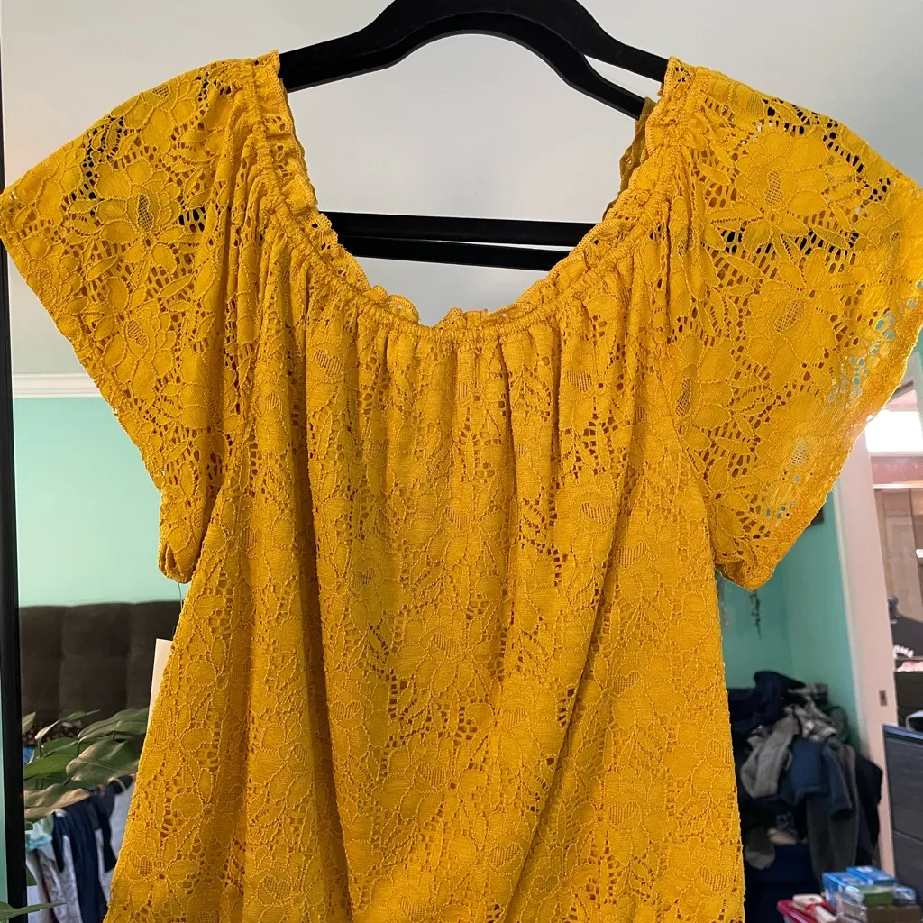 NO BOUNDARIES Yellow Lace‎ Off Shoulder Button Front Blouse Top Juniors M - Image 4