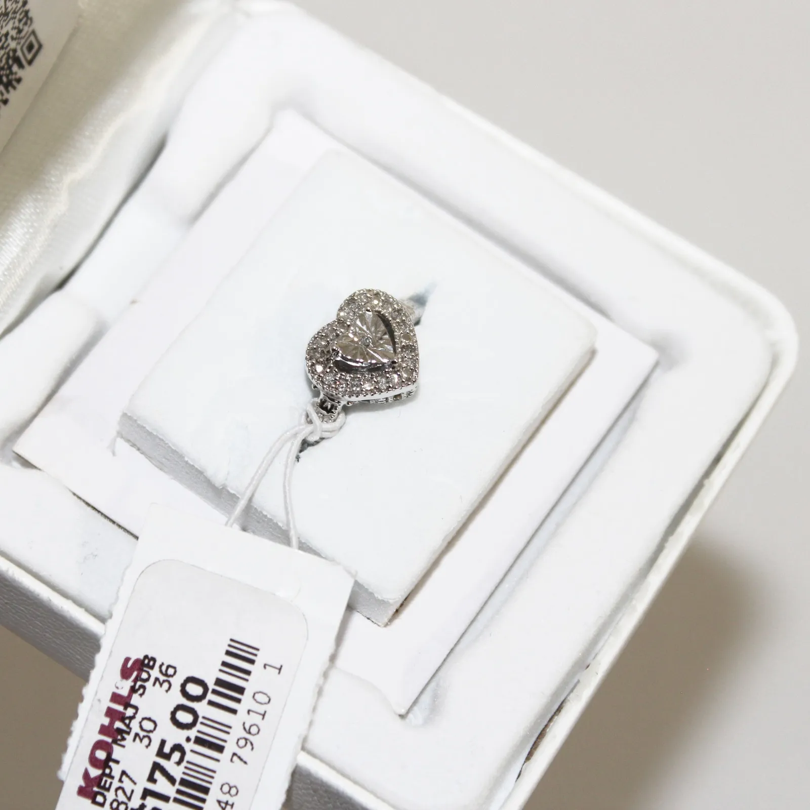 Sterling Silver 1/10 Carat T.W. Diamond Heart Halo Ring Size 7 NWT - Image 6