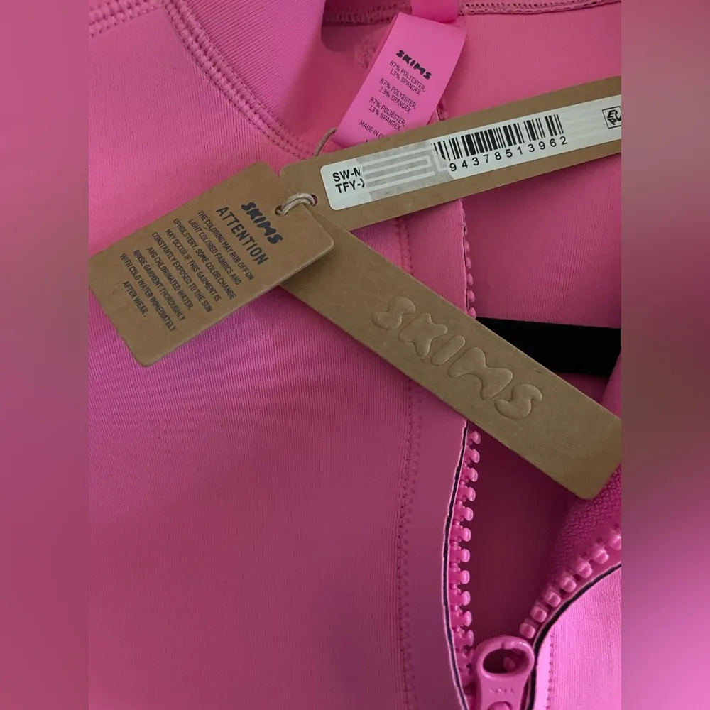 NWT Skims Swim Zipper Pink Cropped Top Size XL - Image 3